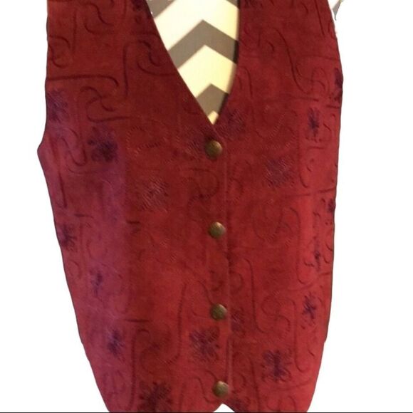 Small Agapo Embroidered Leather Vest - Picture 1 of 4